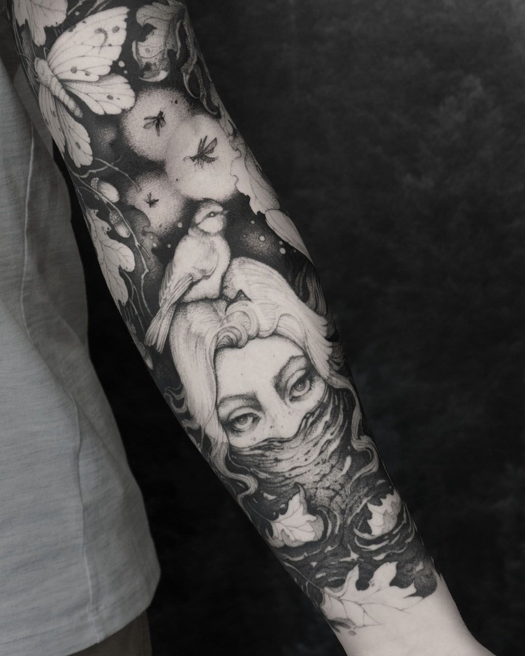 Sleeve